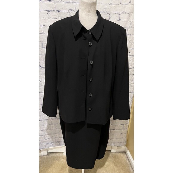 Laura Scott Woman Black Two-Piece Dress Suit Sleeveless Dress and Cardigan 22W - Picture 1 of 9